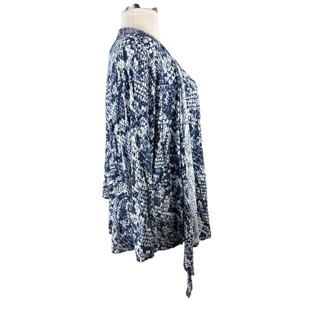 Belle Kim Gravel Printed Slub Knit Shrug and Tank Set Indigo Snake Plus Size 4X - Picture 6 of 16
